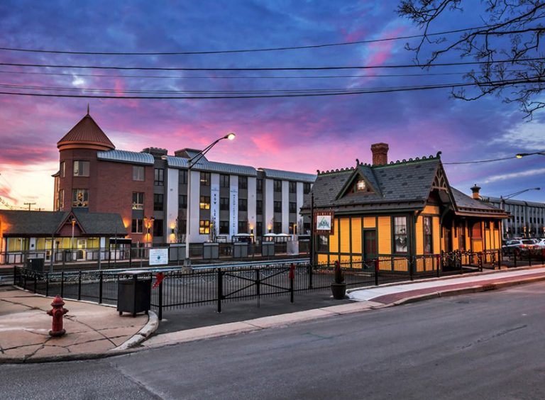 Waldwick Station by Vermella Russo Development